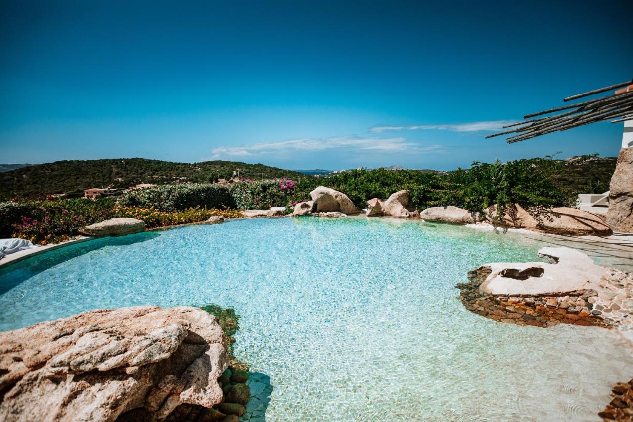 Hotel Pulicinu Baja Sardinia Exterior photo