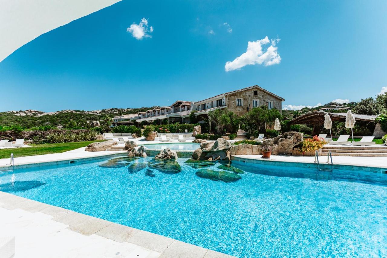 Hotel Pulicinu Baja Sardinia Exterior photo