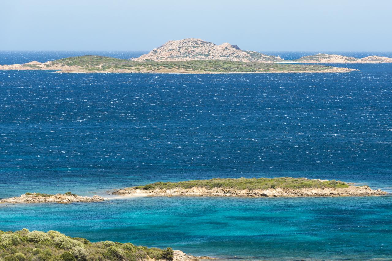 Hotel Pulicinu Baja Sardinia Exterior photo