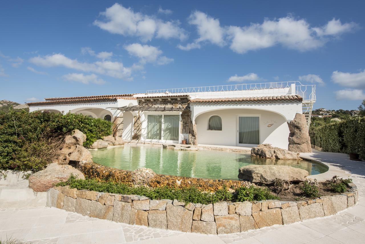 Hotel Pulicinu Baja Sardinia Exterior photo
